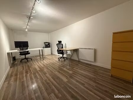 bureau-local indépendant de 16 m² idéalement situé route des lucioles  au cœur de sophia a