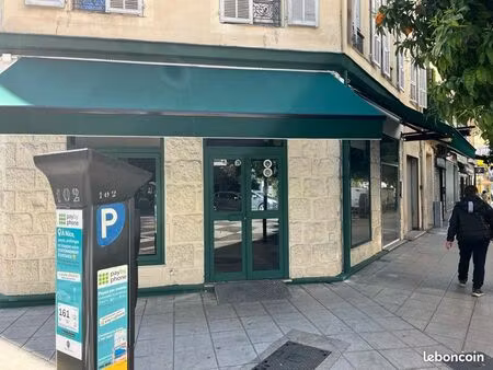 bar  restaurant  bistro brasserie