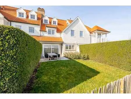 exclusivité: élégante maison avec vue imprenable sur les pol