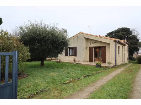 vente maison 5 pièces 108 m² meschers-sur-gironde (17132)