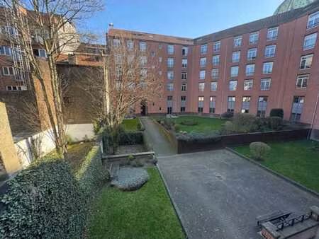 appt 1 chambre 50m² + jardin commun