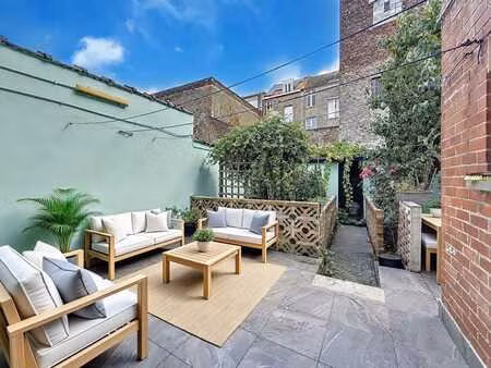 maison 4 chambres + bureau et jardin