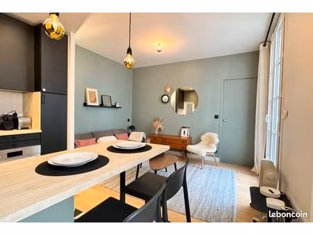 charmant studio rénové 28 m² – rue lecourbe  paris