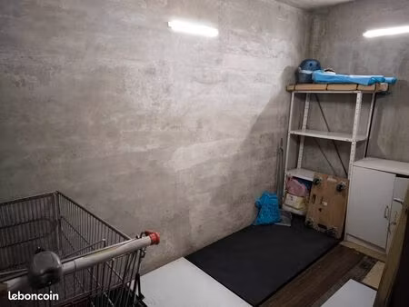 ? cave / box / stockage sécurisé 6m² (14m3) - paris 18 - pied du métro pte de la chapelle 