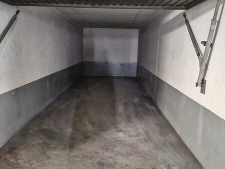 box double à louer 27 m2 alésia