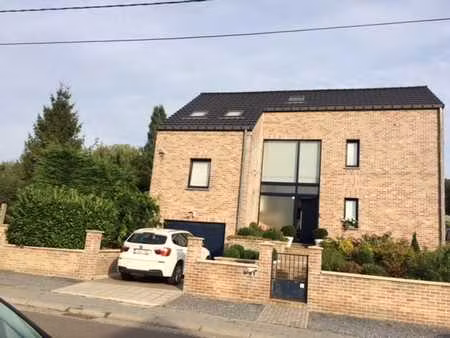 villa à louer shape