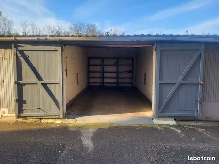 garage sécurisé 20 m² – la grappinière (vaux-en-velin)
