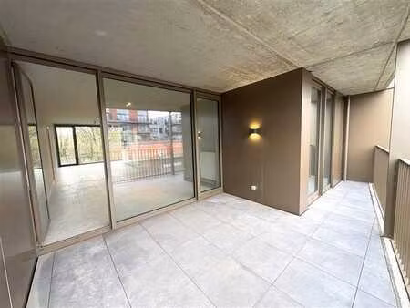 superbe appartement neuf 3 chambres avec grande terrasse