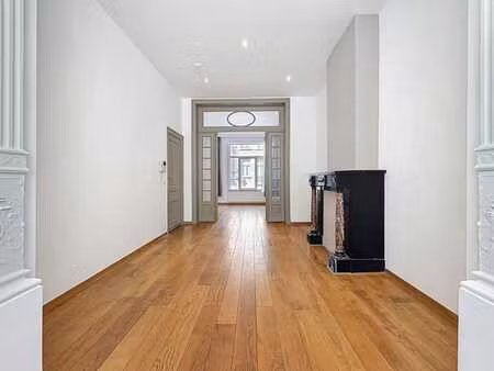 merode/cinquantenaire - bel apt 1ch non meuble