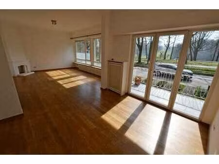 av de tervueren : apt. rénové  terrasses  coloc acceptée *