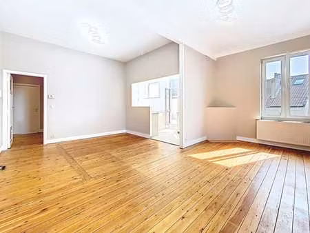 quartier européen - superbe studio avec terrasse