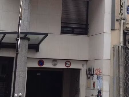 place de parking en sous-sol paris 20ème