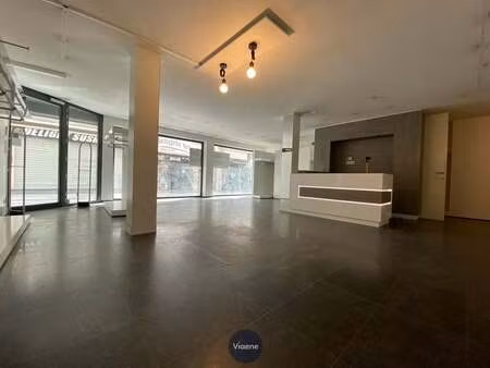 bien professionnel à louer à oostende € 1.850 (lmdfx) - viaene vastgoed | zimmo