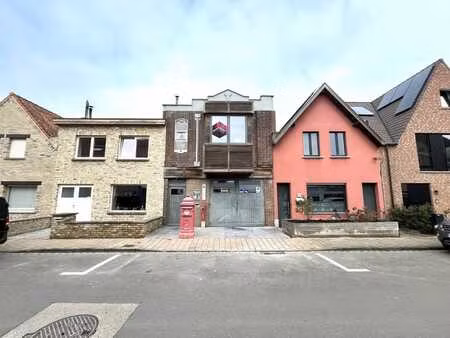un appartement spacieux et bien entretenu de deux chambre...