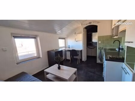 studio meublé  17m2  croix-rousse centre  lyon 4