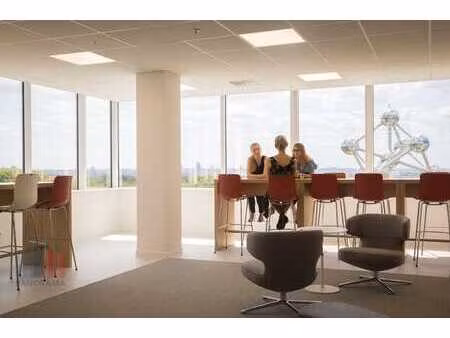 bureaux prêts à l’usage de 126 m² au pied de l’atomium...