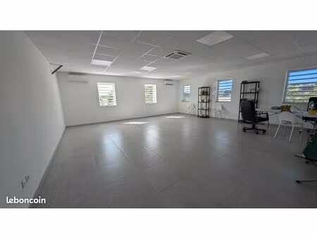 a louer local commercial 55m2