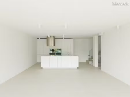 penthouse 5 pièces 160 m²