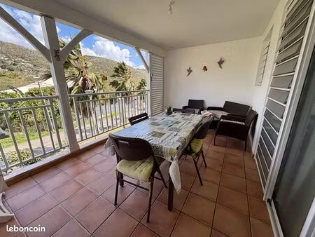 appartement t3  avec entrée privée et place de parking