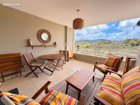 appartement 3 pièces 65 m²