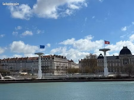 studio à proximité piscine du rhône et universités lyon ii et lyon iii(campus des quais)