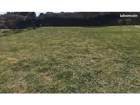 terrain 400 m² salon de provence