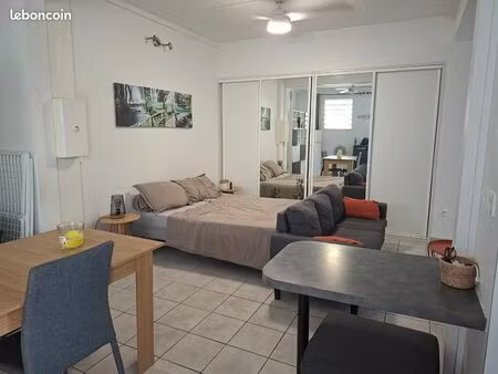 grand studio près du chum