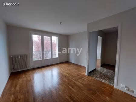 appartement 4 pièces 65 m²