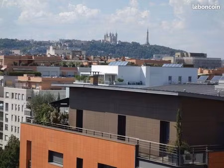 appartement t4 de standing 91 m² proche part-dieu