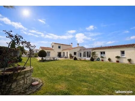 maison 5 pièces 169 m²