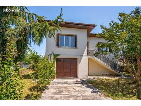 maison 6 pièces 144 m²