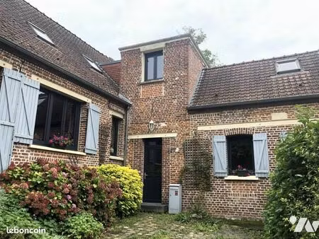 maison 6 pièces 140 m²