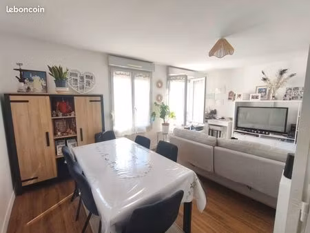 appartement t2 à louer – montanay
