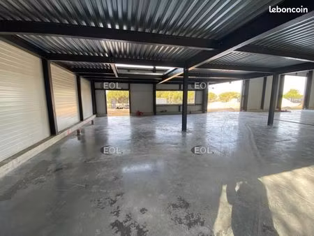 local d'activité 180 m²