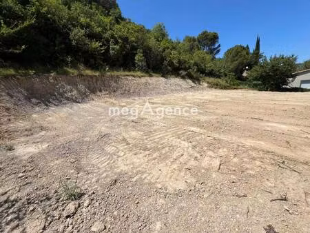 terrain constructible viabilisé à vendre