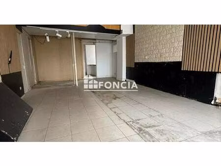 local commercial à vendre