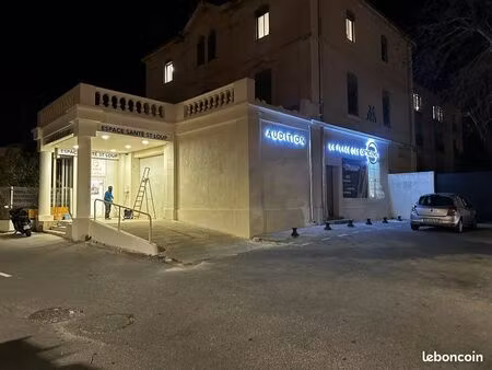 local 120m2 dans espace santé