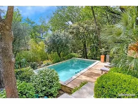 maison 7 pièces 164 m²