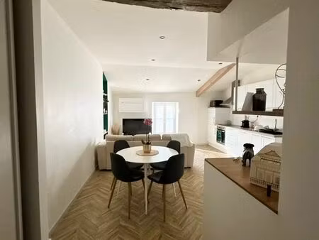 t2 meublé neuf floral-chic traversant - climatisé