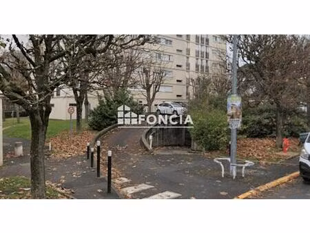 le mée-sur-seine - garage en sous-sol