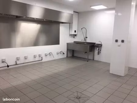 local commercial 462 m²