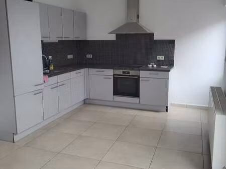 maison de village très lumineuse