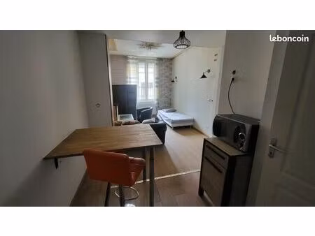 studio meublé 25 m² – calme – proche gare  universités et transports