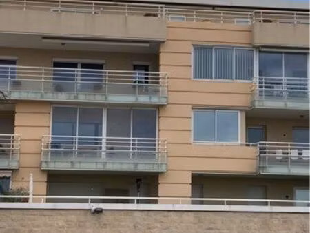 à vendre t2 escale borely marseille 13008