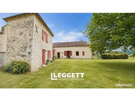maison 7 pièces 82 m²