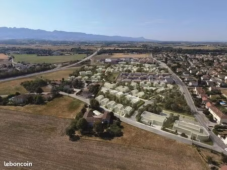 terrain 289 m² pizancon