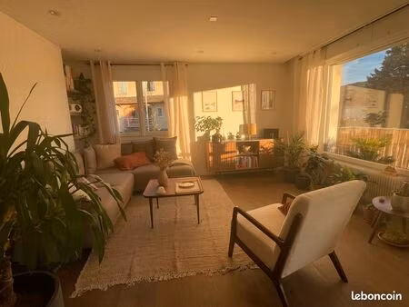 t3 lumineux 72m² - proche gare & lac - parking + balcon