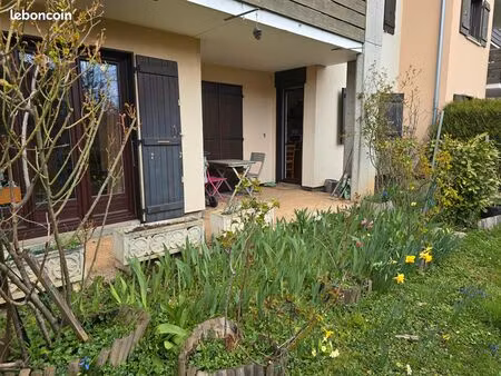 t2 meublé 65 m² avec grand jardin – idéal frontalier genève – garage