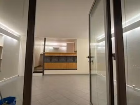 studio dans maison plein centre-ville