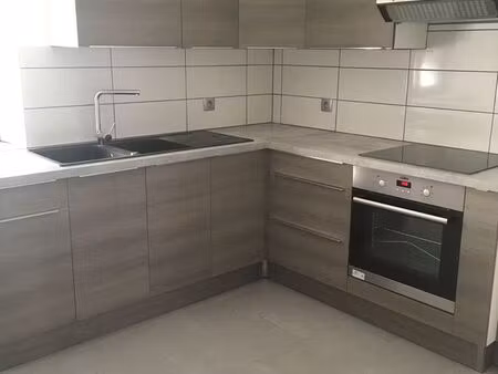 3 pièces + garage  cuisine équipée à mulhouse/dornach
